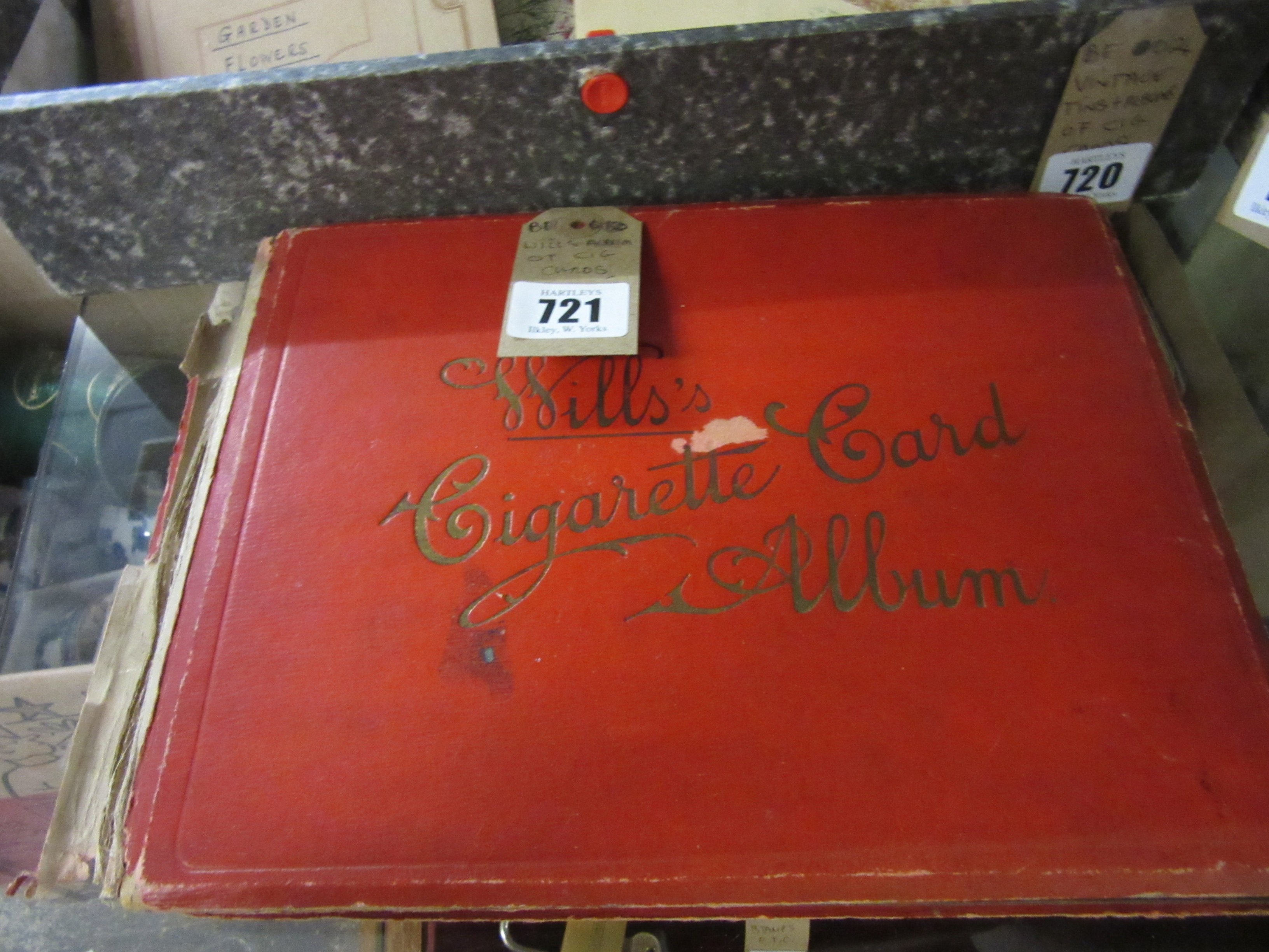 WILLS ALBUM OF CIGARETTE CARDS Image