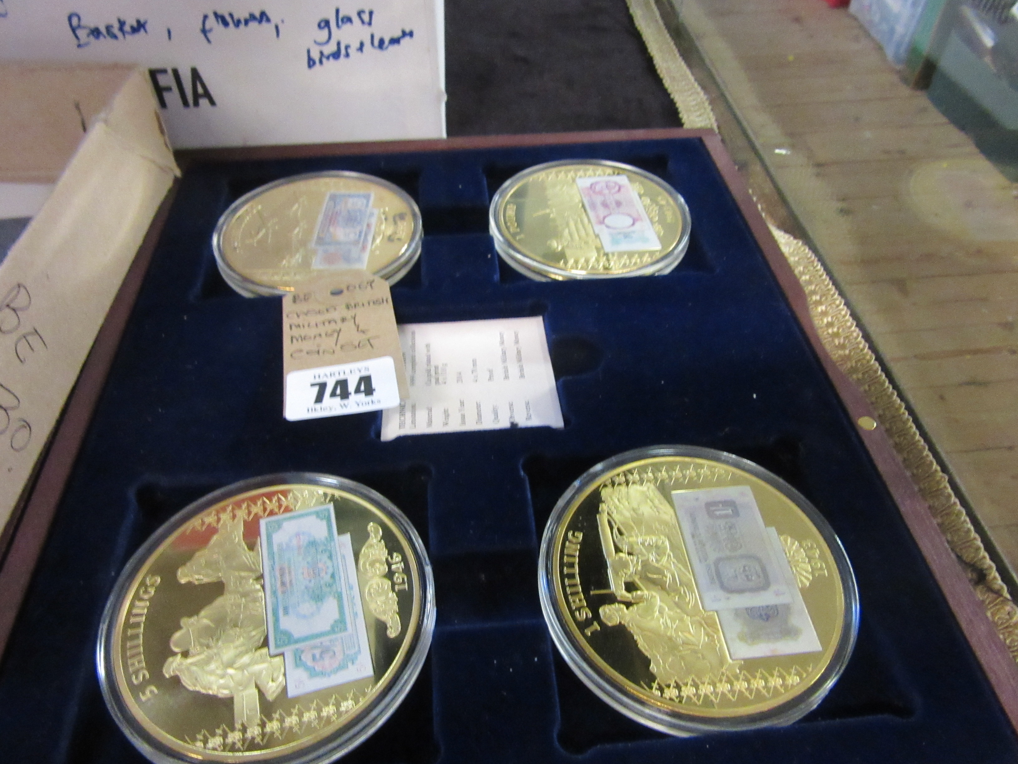 CASED BRITISH MILITARY MONEY COIN SET Image