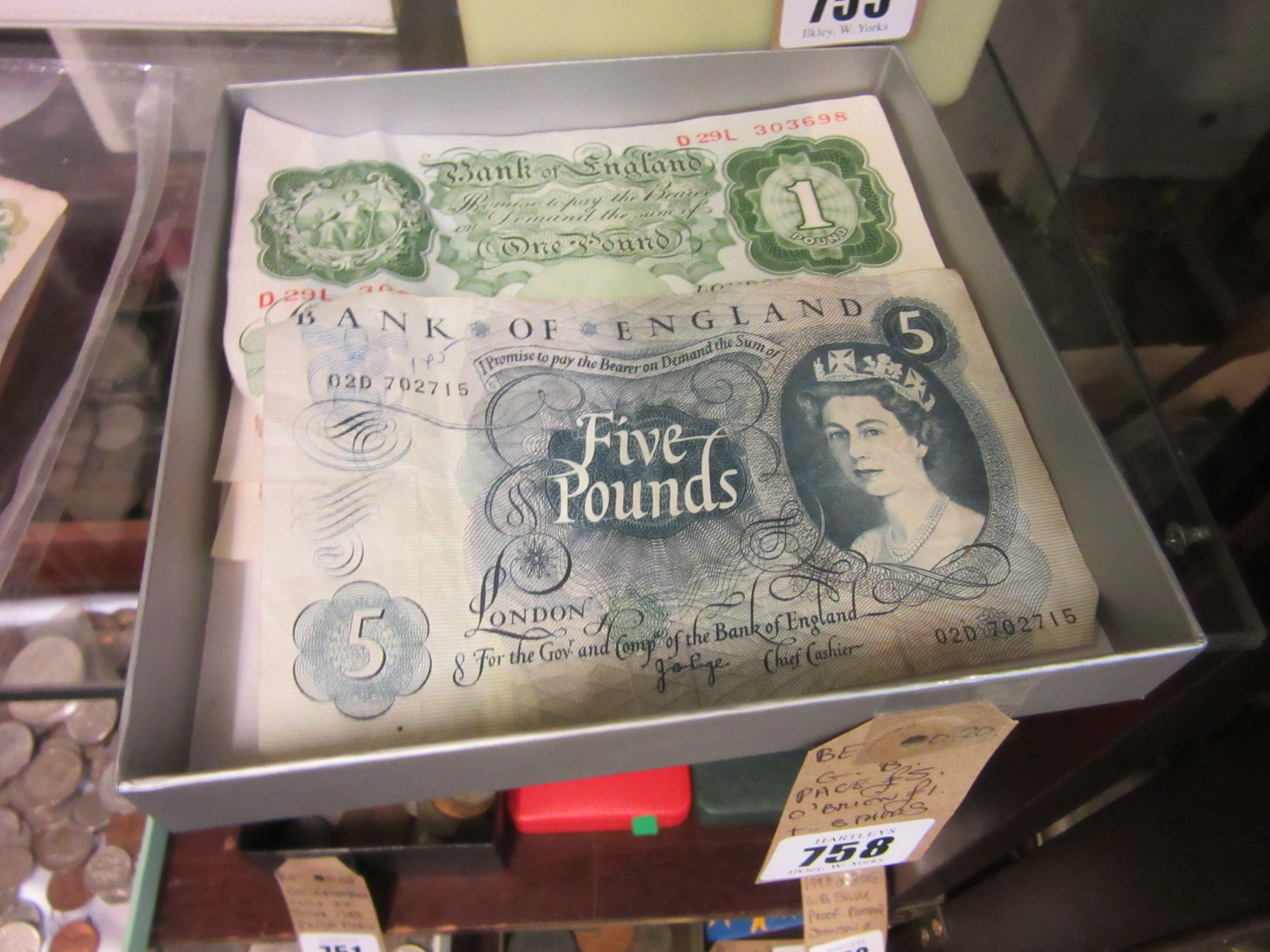 GB PAGE FIVE POUND WITH OBRIEN ONE POUND BANKNOTES AND OTHERS Image