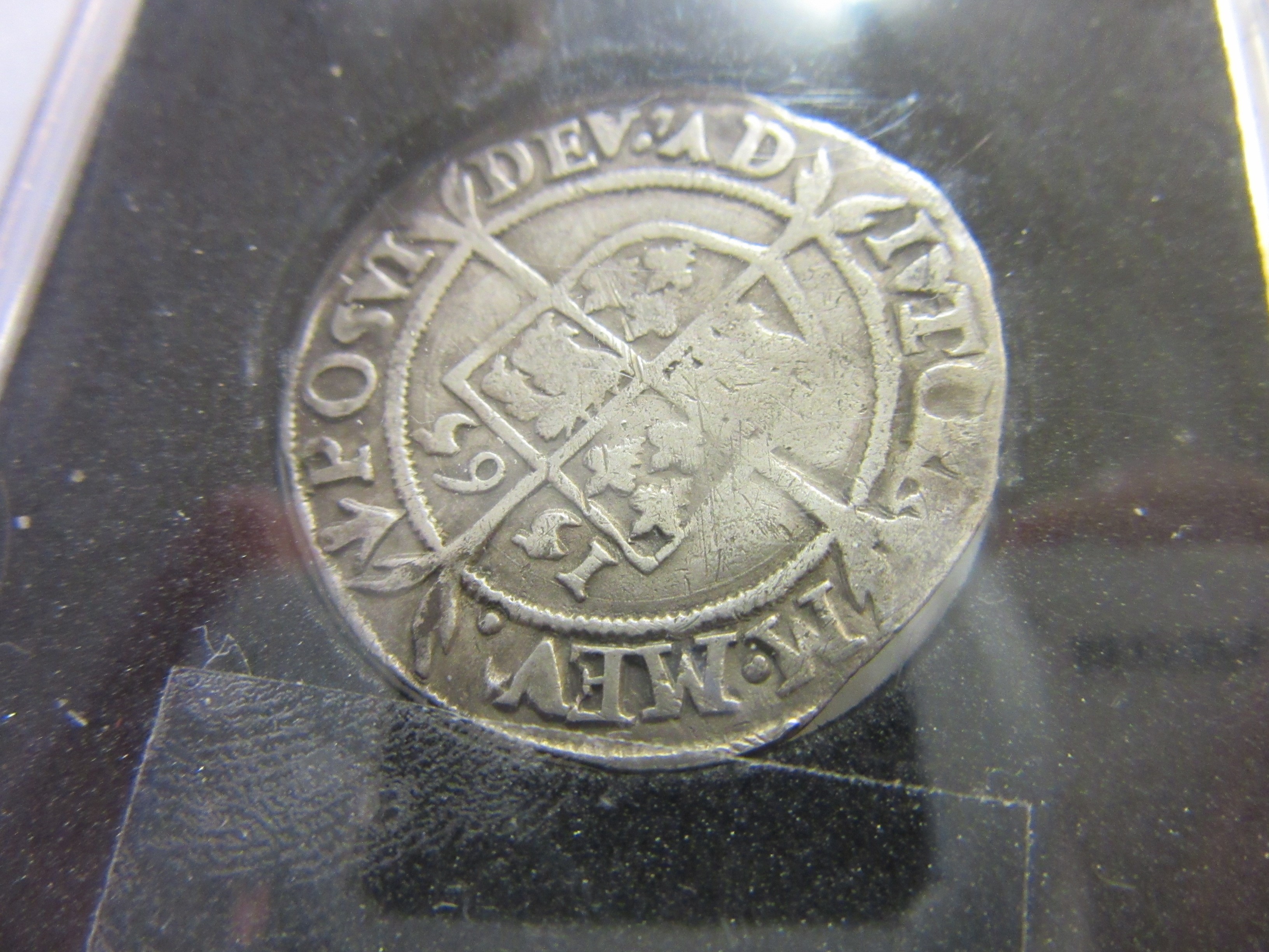 ELIZABETH I UK SILVER 1565 SIXPENCE AND HALF GROAT Image