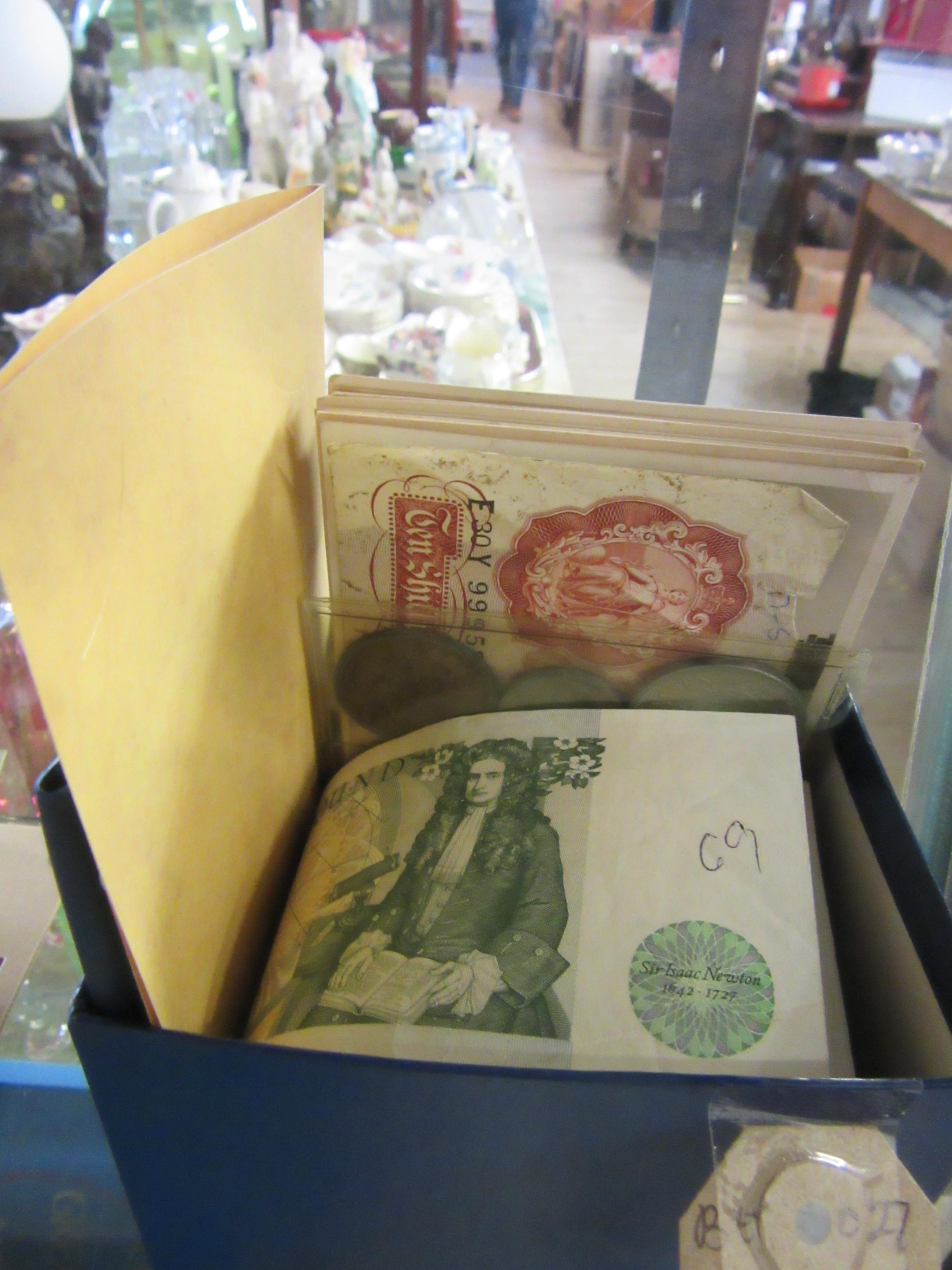 BANK NOTES AND COINS INCLUDING FESTIVAL OF BRITAIN CROWN WITH POSTCARDS Image