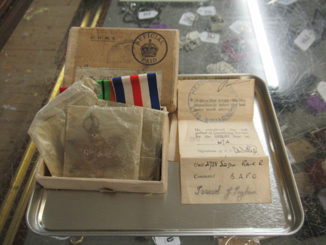 THREE WWII CAMPAIGN MEDALS WITH BOX AND CERTIFICATE TO 1227743 LAC J.W. DEWIS RAF Image