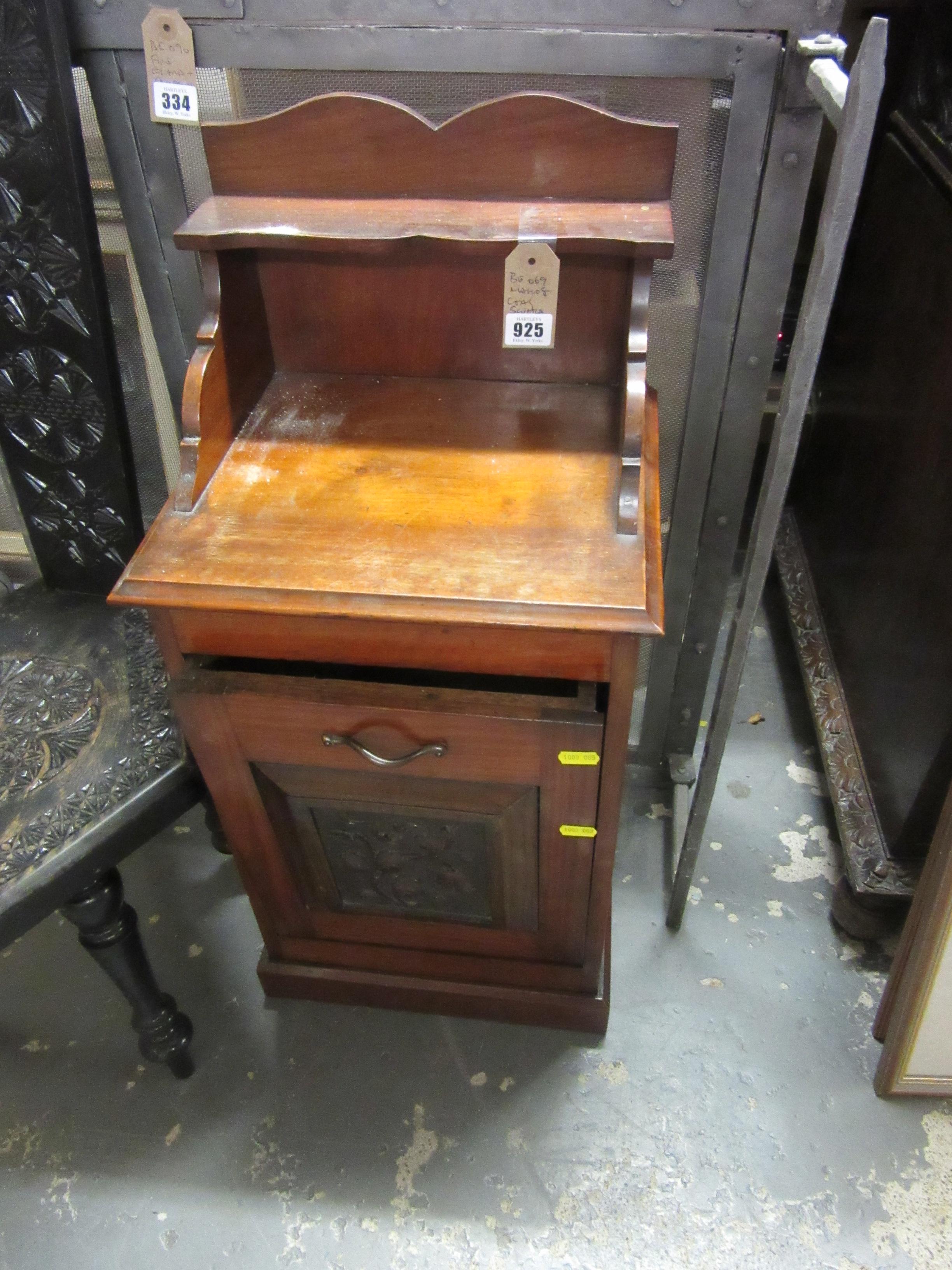 MAHOGANY PERDONIUM Image