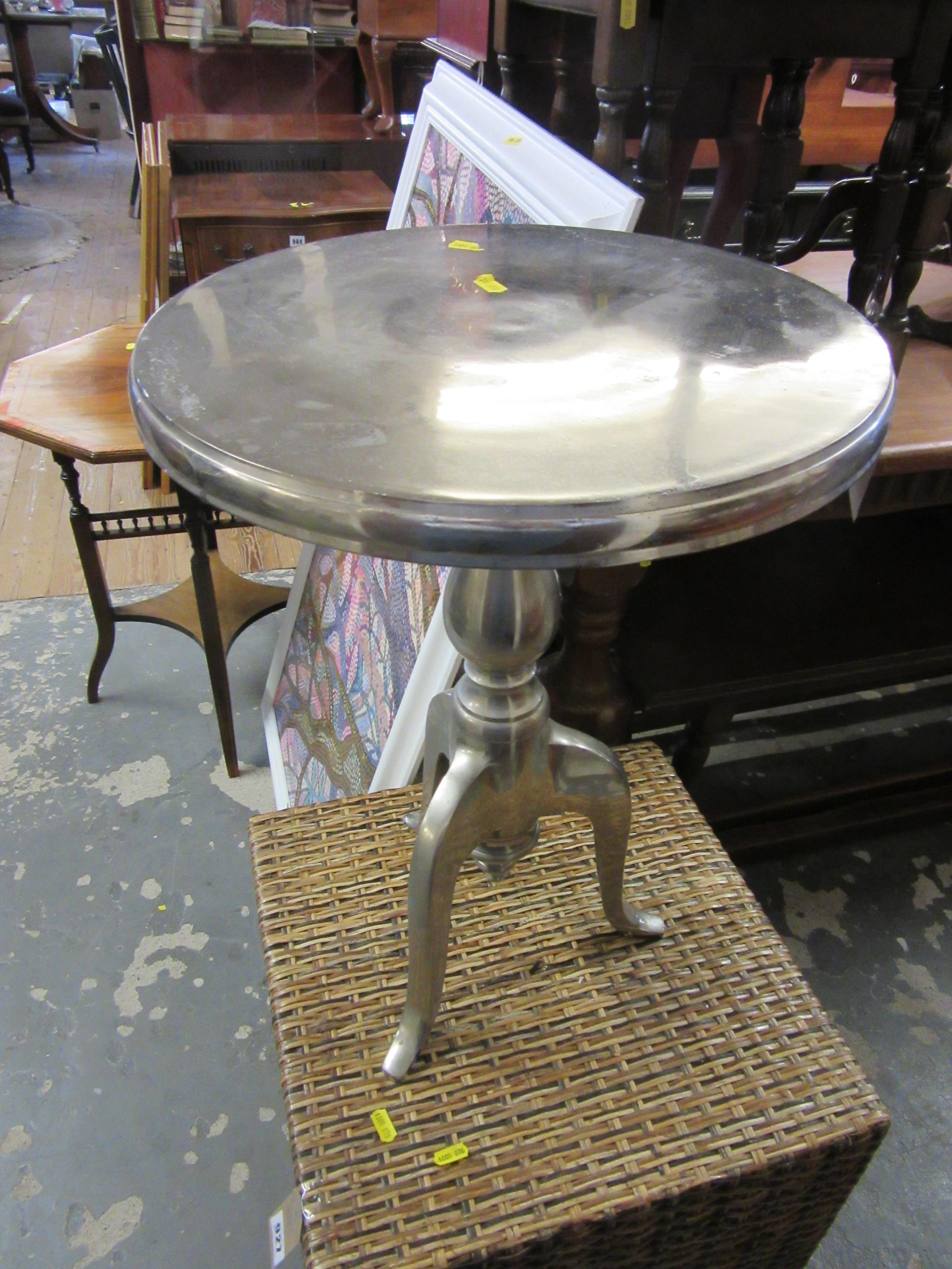 STEEL PEDESTAL SIDE TABLE Image