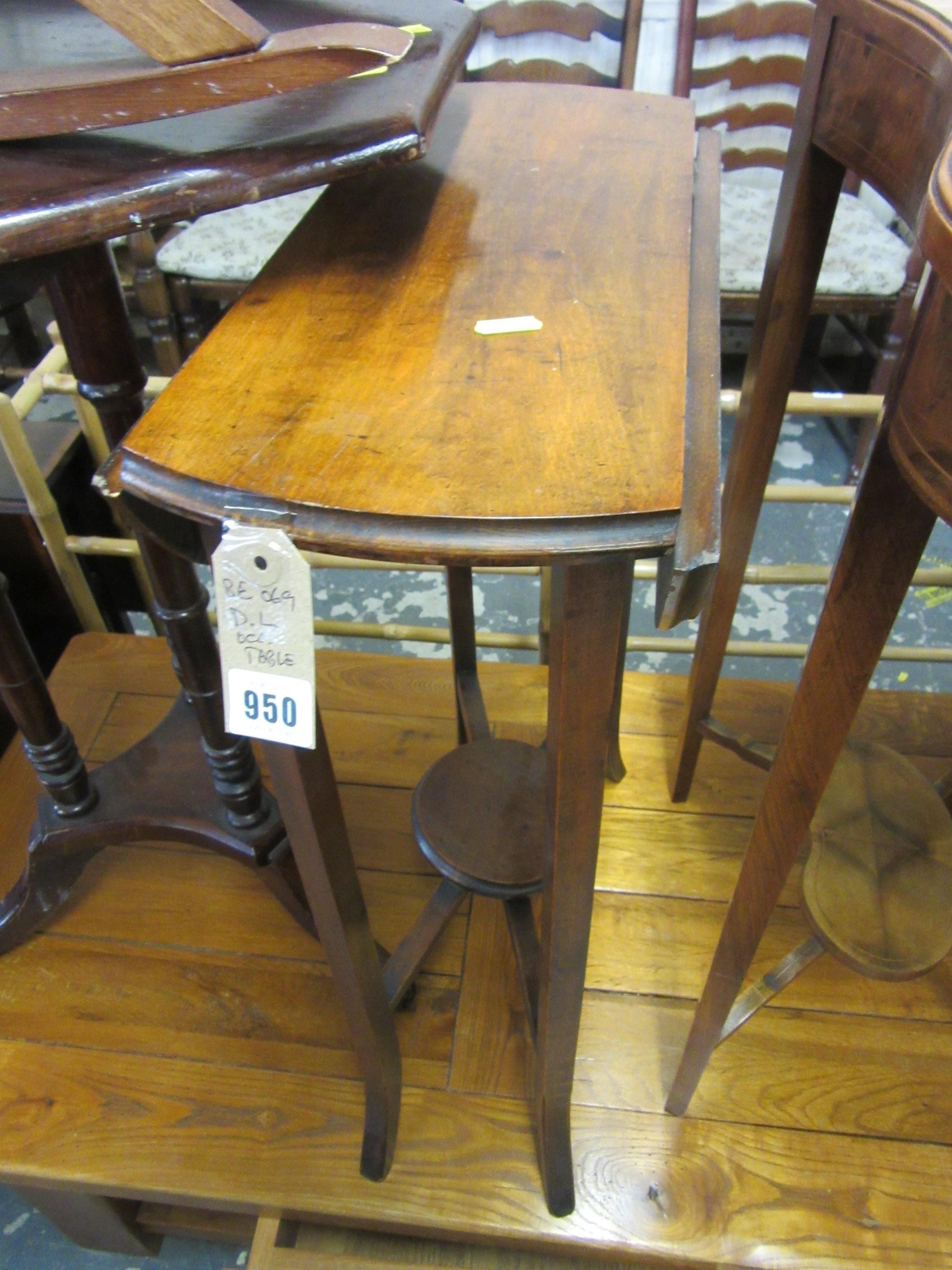DROP LEAF OCCASIONAL TABLE Image