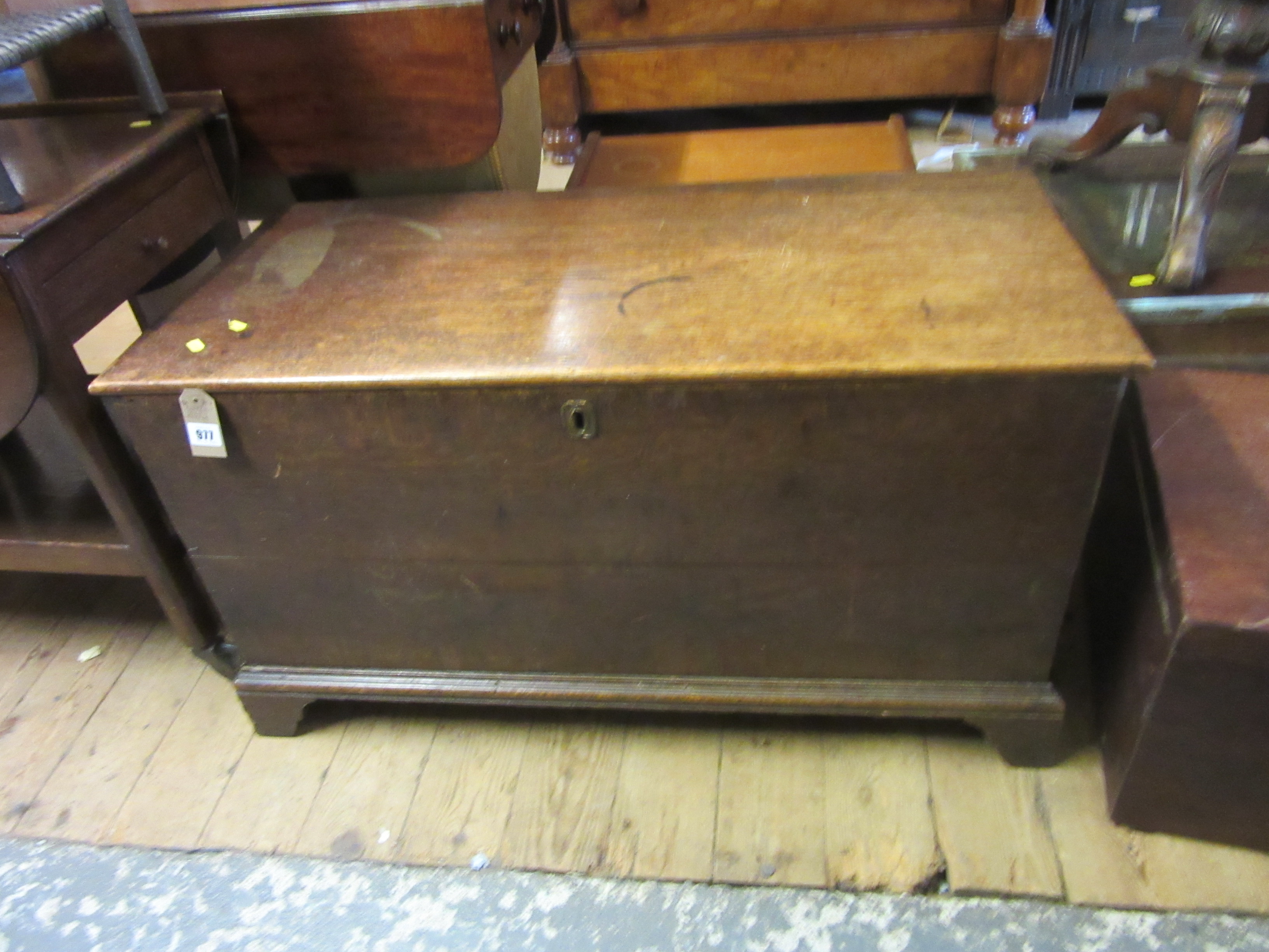 GEORGIAN OAK COFFER CONTAINING TWO BAGS AND A WOODEN CUTLERY CANTEEN Image