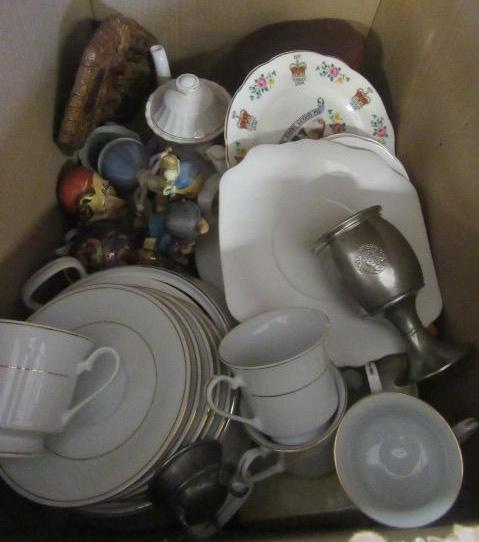 BOX OF CERAMICS Image