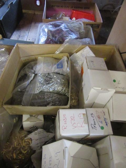 QUANTITY OF WATCH PARTS Image