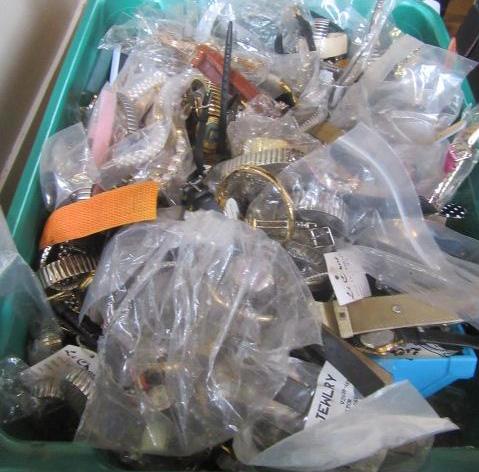 LARGE BOX OF MAINLY NEW WATCHES Image