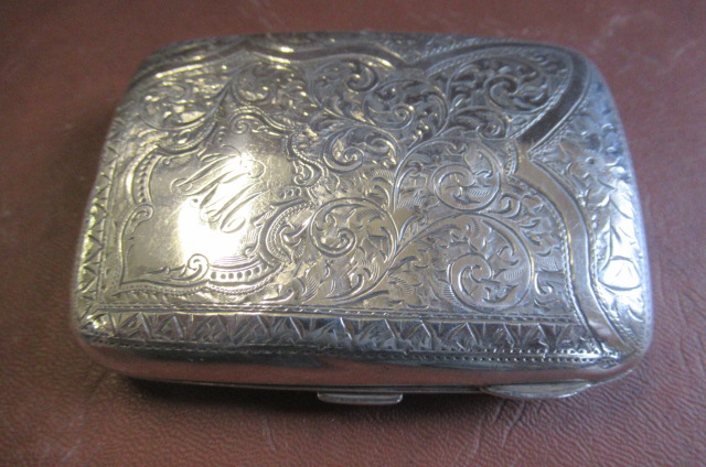 SILVER CIGARETTE CASE Image