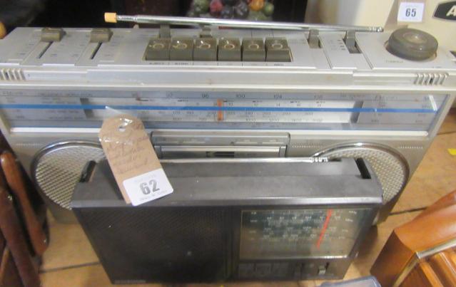 MURPHY RADIO   CASSETTE RECORDER AND DECCASOUND RECEIVER  Image