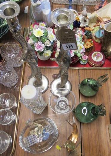 PAIR OF CANDLESTICKS AND QUANTITY OF GLASS Image