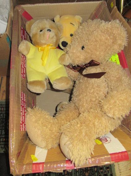 BOX OF SOFT TOYS Image