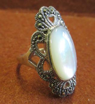 SILVER PEARL AND MARCASITE RING Image