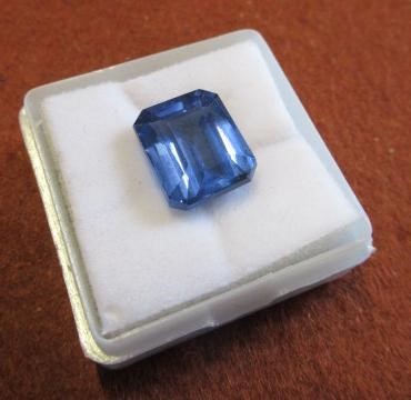 LOOSE NATURAL EMERALD CUT TANZANITE 10.16 CARATS Image