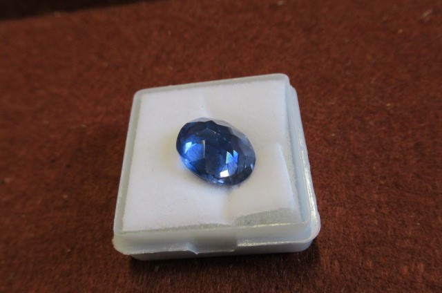 LOOSE NATURAL OVAL TANZANITE 9.32 CARAT Image