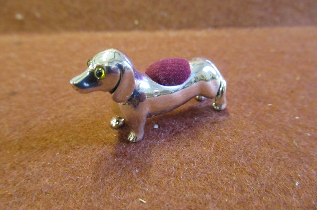 SILVER DASCHUND PIN CUSHION Image
