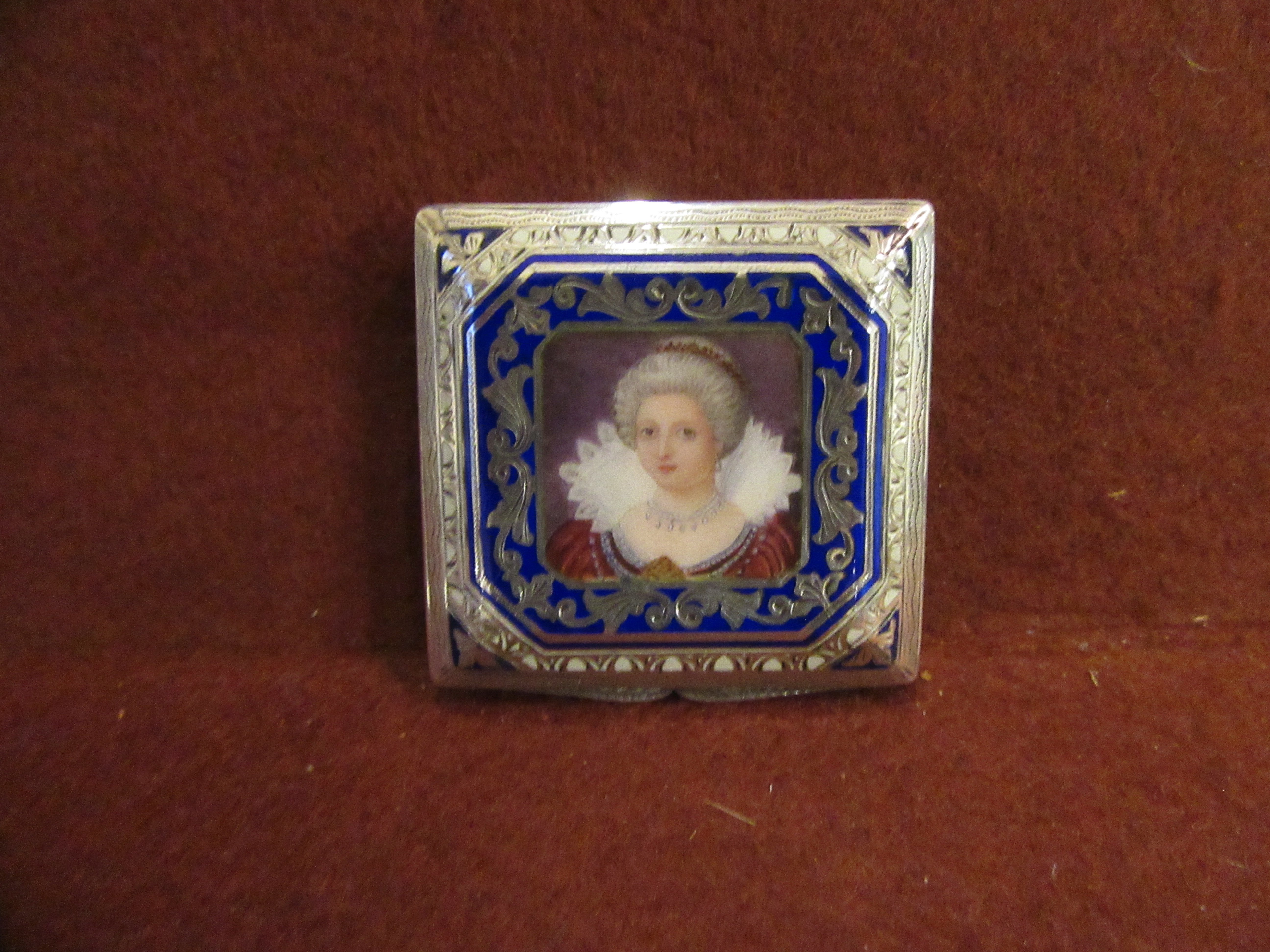 AUSTRIAN SILVER AND ENAMEL COMPACT Image