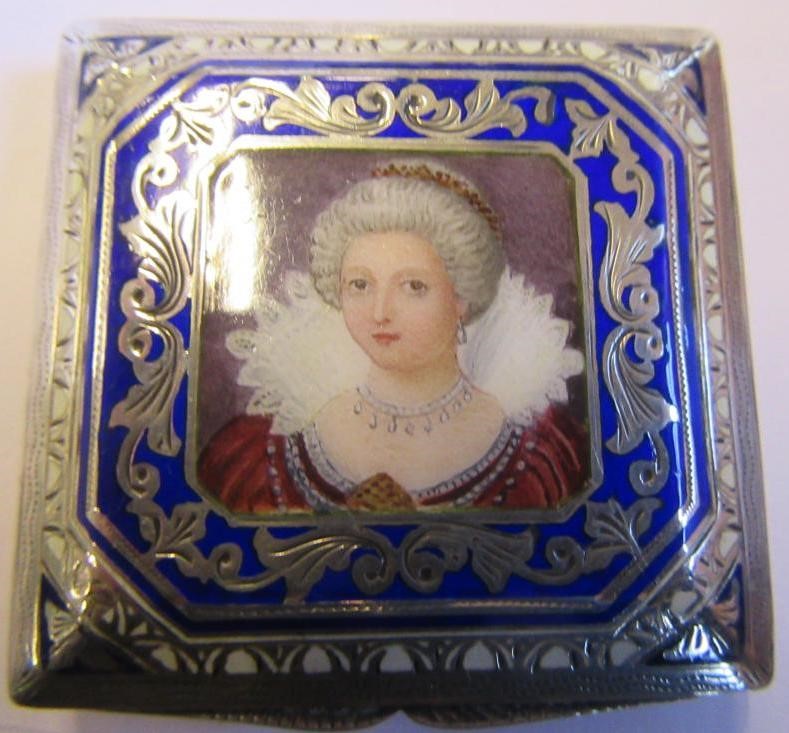 AUSTRIAN SILVER AND ENAMEL COMPACT Image