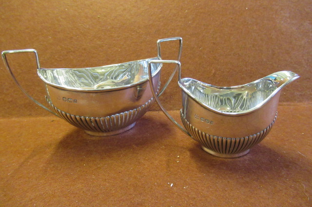 FLUTED SILVER SUGAR BOWL AND JUG   SHEFFIELD 1896   3OZS 5DWTS Image