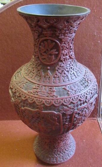 CHINESE CINNABAR LACQUER VASE Image