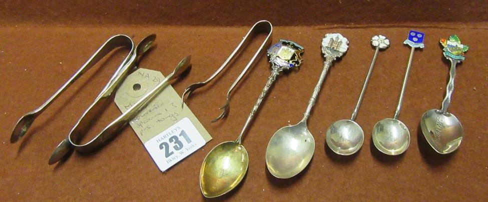 MIXED SILVER SOUVENIR SPOONS AND THREE PAIRS OF TONGS  Image
