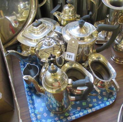 TRAY OF METAL WARE Image