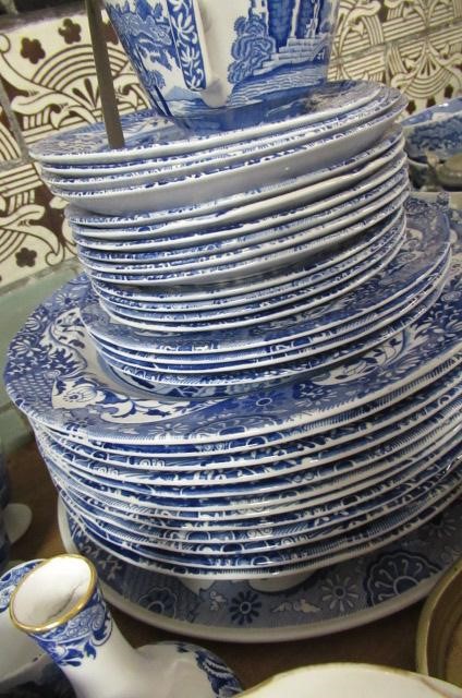 LARGE QUANTITY OF SPODE BLUE AND WHITE DINNER WARE Image