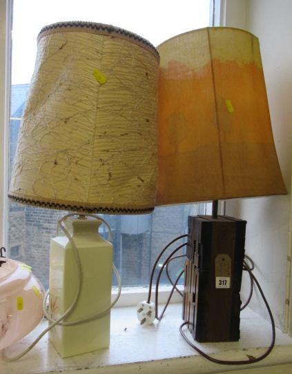 TWO LAMPS Image