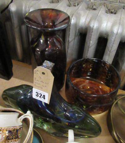THREE PIECES OF M'DINA GLASS  Image