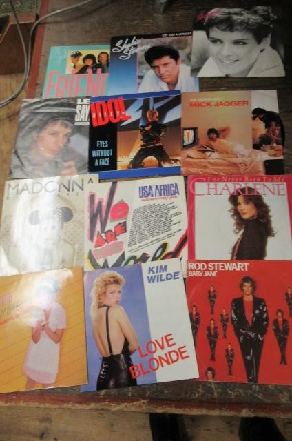 TWO BOXES OF 45RPM RECORDS Image