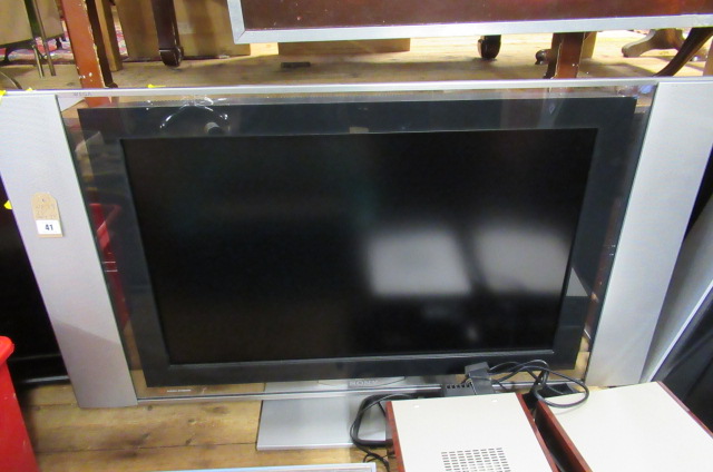 32" SONY TV Image