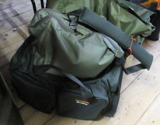 AQUA SHELTER AND MAT Image