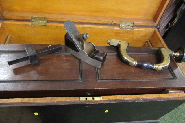 CABINET MAKERS TOOL CHEST AND TOOLS Image