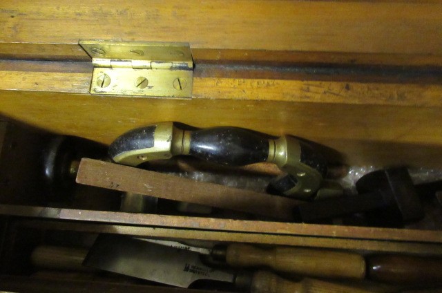 CABINET MAKERS TOOL CHEST AND TOOLS Image