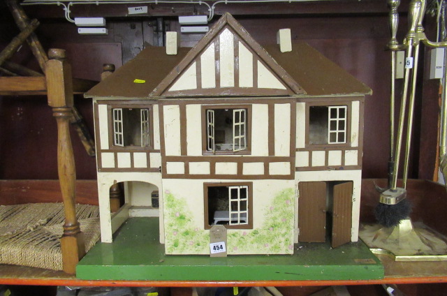 DOLLS HOUSE Image