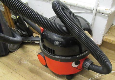 HENRY VACUUM CLEANER Image
