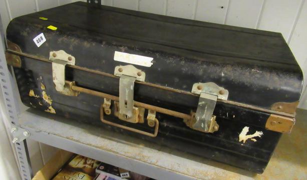 METAL TRUNK Image