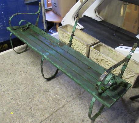 GARDEN BENCH Image