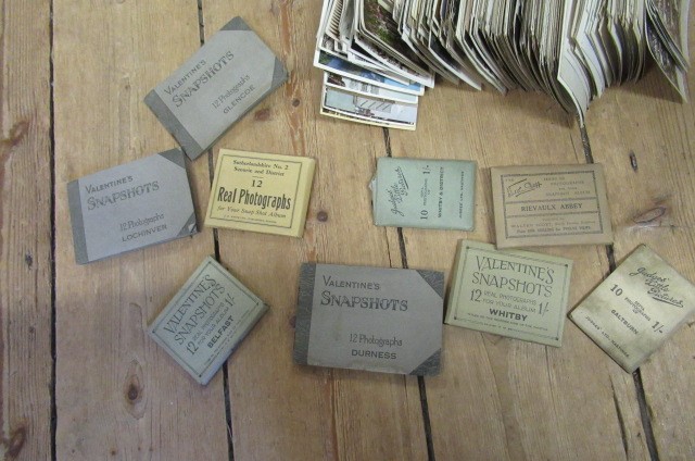 BOX OF POST CARDS Image