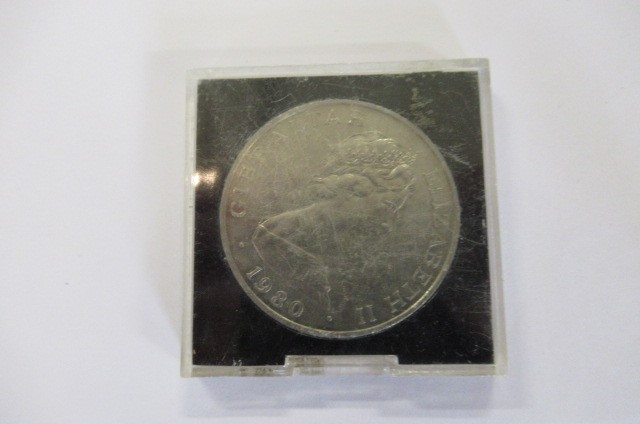 BOX OF FOREIGN COINS ETC Image