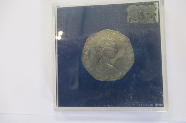 BOX OF FOREIGN COINS ETC Image