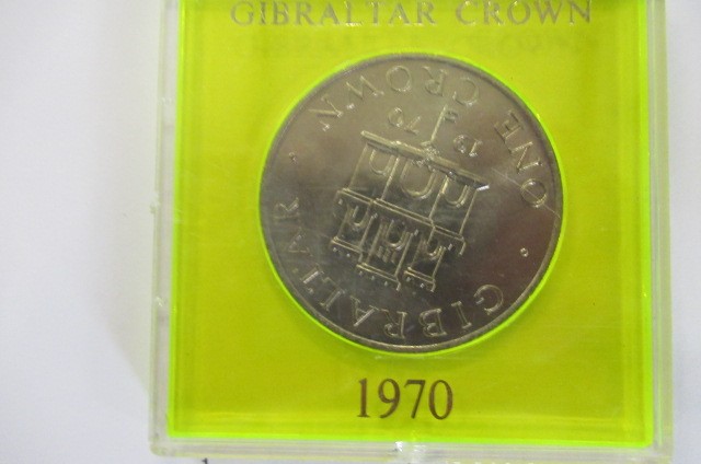 BOX OF FOREIGN COINS ETC Image