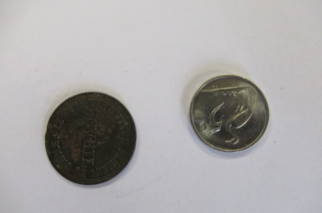 BOX OF FOREIGN COINS ETC Image