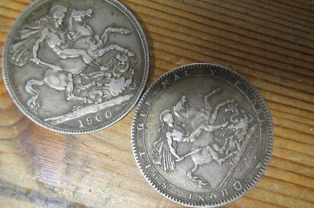 FIVE SILVER CROWNS ETC Image