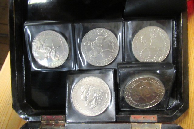 BOX OF COINS AND NOTES ETC Image