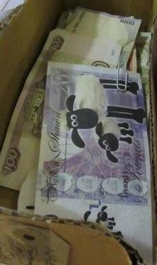 FOREIGN AND OTHER BANK NOTES Image