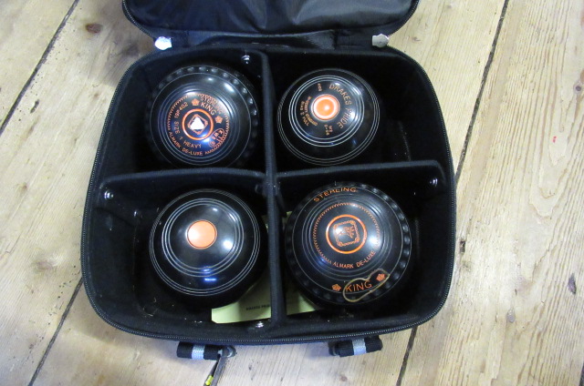 CASED SET OF FOUR BOWLS Image