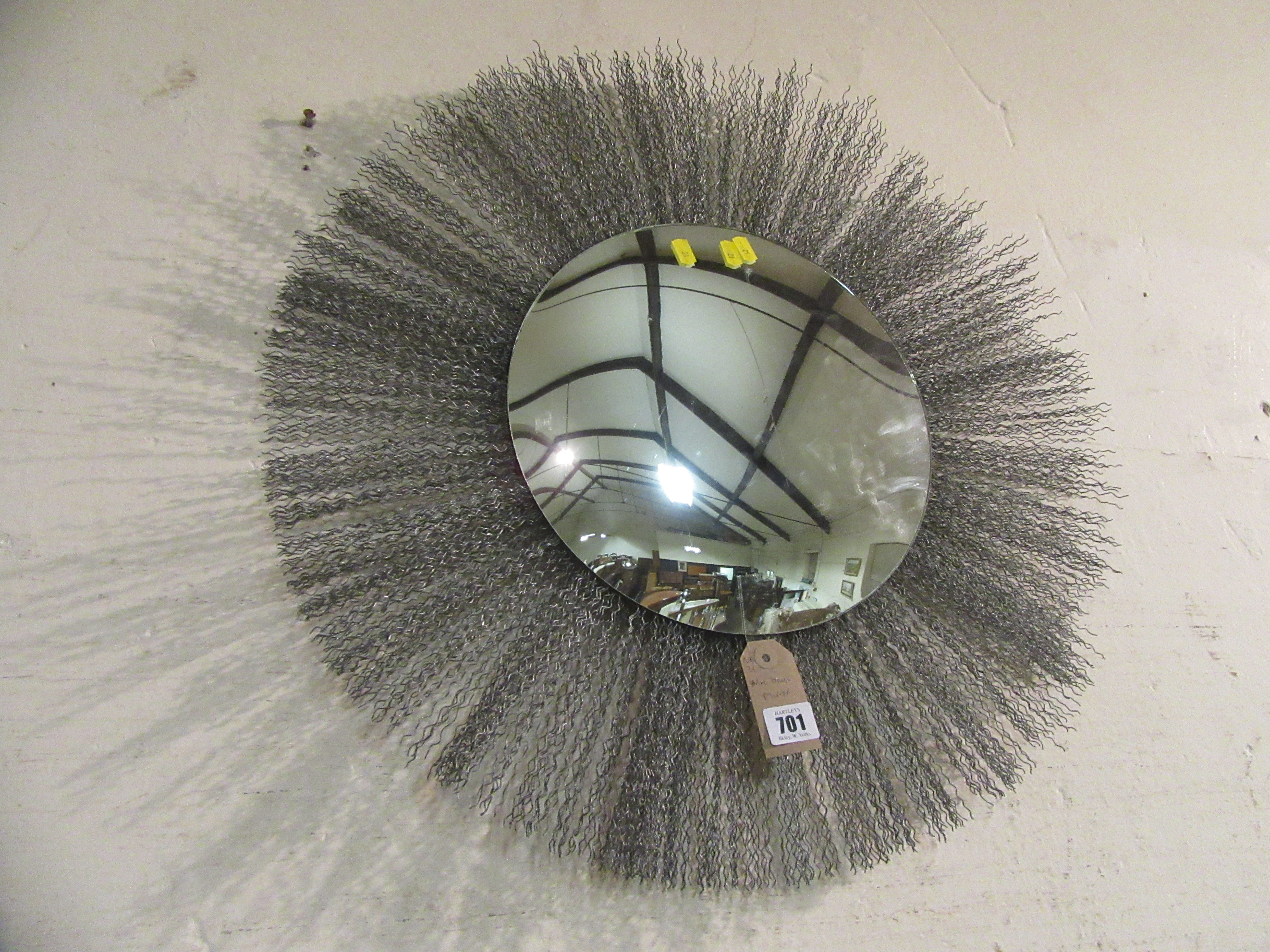 WIRE BRUSH MIRROR Image