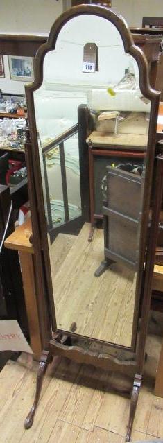 MAHOGANY FRAMED CHEVAL MIRROR Image